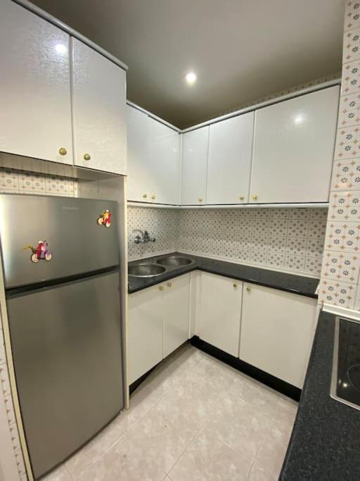 Lovely 1 Bedroom Apartment With Sea Views And Pool Estepona Exterior foto